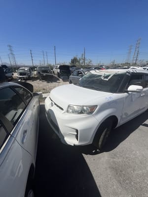 2015 Scion Xb