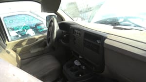 2005 GMC Expr15