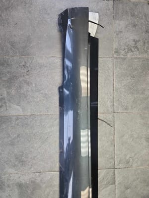 2013 Cadillac Cadxts Rocker Moulding