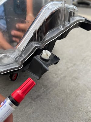2013 Nissan Leaf Headlight