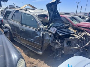 2004 Toyota Sequoia