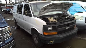2004 GMC Expr25