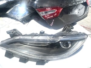 2017 Chrysler 200 Headlight
