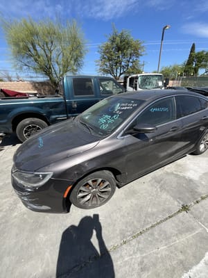 2015 Chrysler 200