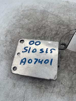 2000 GMC S10s15 Body Control Module