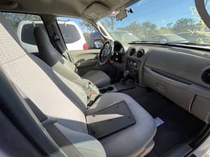 2004 Jeep Liberty