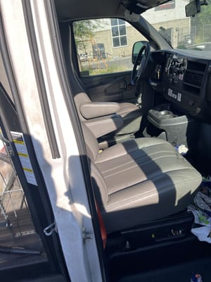 2014 GMC Expr15