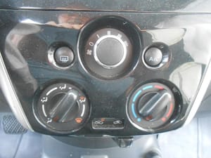 2018 Nissan Versa Temp Control