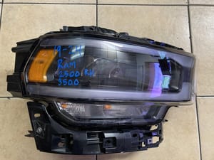 2019 Dodge Dpu25 Headlight