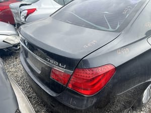 2012 BMW 750i