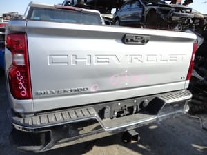 2022 GMC Silv25