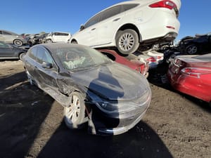 2016 Chrysler 200
