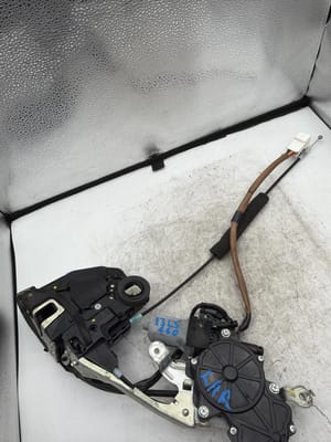 2013 Lexus Ls460 Rear Door Latch