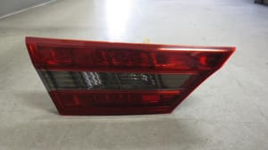 2016 Toyota Avalon Tail Light