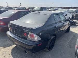 2003 Lexus Is300