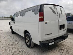 2004 GMC Expr35