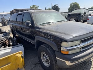 2003 GMC Sub250