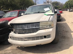 2008 Lincoln Navigator Engine