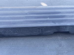 2023 GMC Sub150 Running Boards