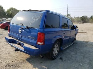 2005 Cadillac Escalade Engine
