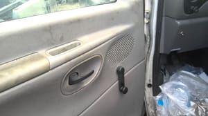 2002 Ford E-250