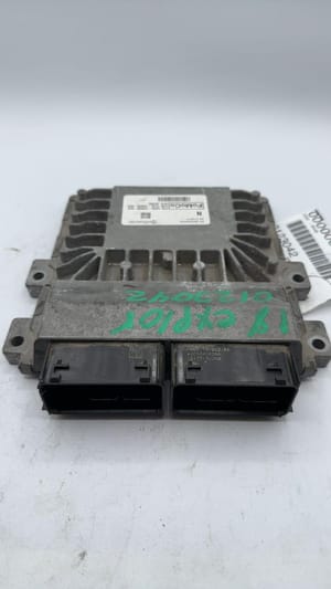 2018 Ford Explorer Engine Control Module (ECM)