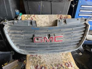 2013 GMC Yukon Grille