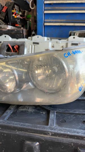 2005 Lexus Is300 Headlight