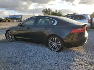 2017 Jaguar Xe