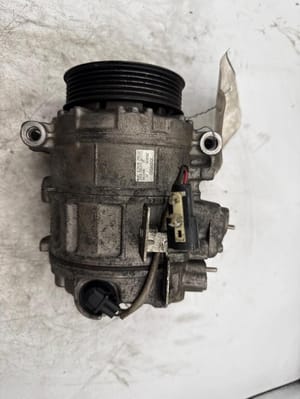 2006 Range Rover LR3 AC Compressor