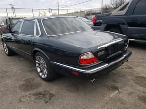 2003 Jaguar Xj8