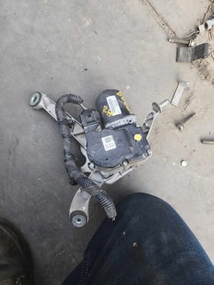 2018 Ford Edge Wiper Motor Front