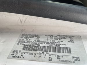 2001 Ford E-150