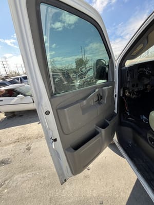 2018 GMC Expr25
