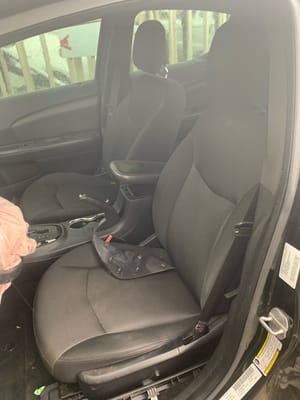 2013 Chrysler Avenger