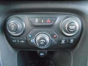 2014 Dodge Dart Temp Control