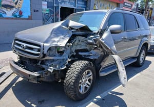 2004 Toyota Sequoia