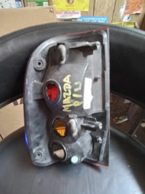 2005 Mazda B2300 Tail Light