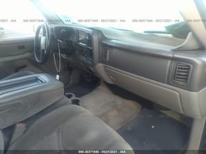 2005 GMC Sub150