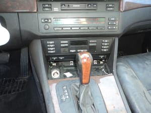 2000 BMW 540i