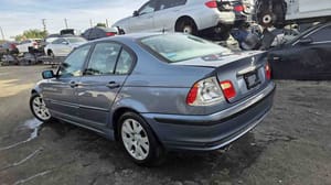 2001 BMW 325i Engine