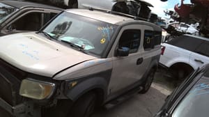 2005 Honda Element
