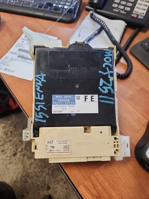 2015 Toyota Sienna Body Control Module
