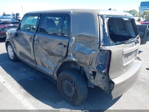 2012 Scion Xb
