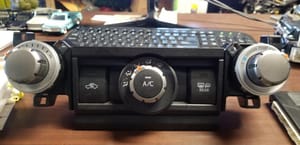 2019 Toyota 4Runner Climate Control