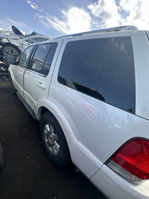 2003 Lincoln Aviator