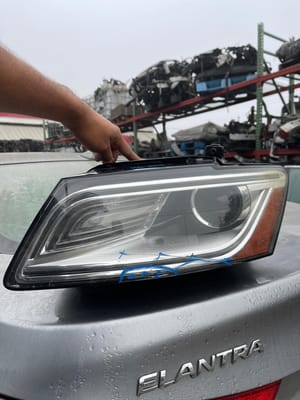 2014 Audi Audiq5 Headlight
