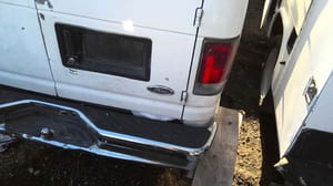 2000 Ford E-250