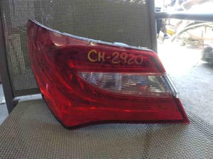 2012 Chrysler 200 Tail Light