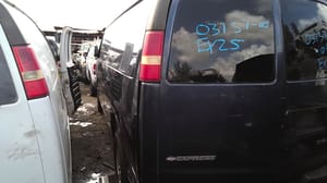 2003 GMC Expr25